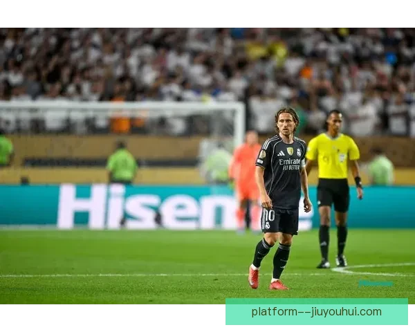 世俱杯赛事背景下球队换人策略效果的实证分析研究与战术影响评估