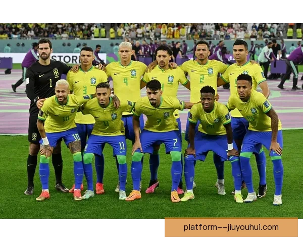 巴西国家队新帅多里瓦尔公布上任后首期集训名单 引发关注